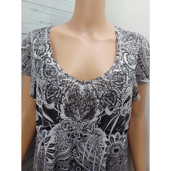 World Unity Womens Sz L Short Sleeves Boho Lace Asymmetric Hem Studs - Picture 2 of 10